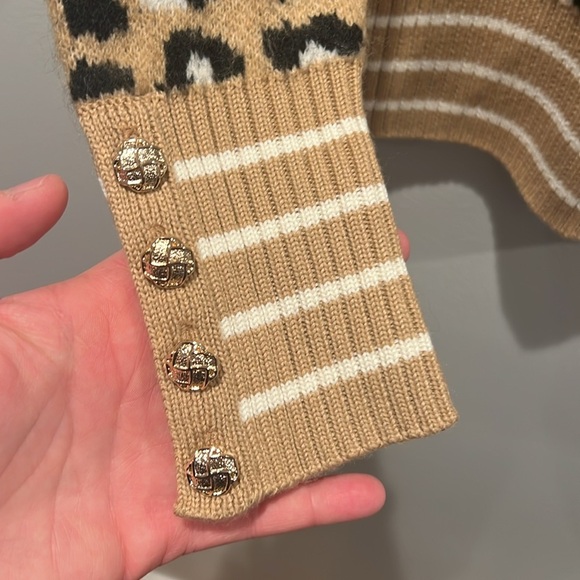 Adorable soft wool leopard Talbots sweater - Picture 4 of 6